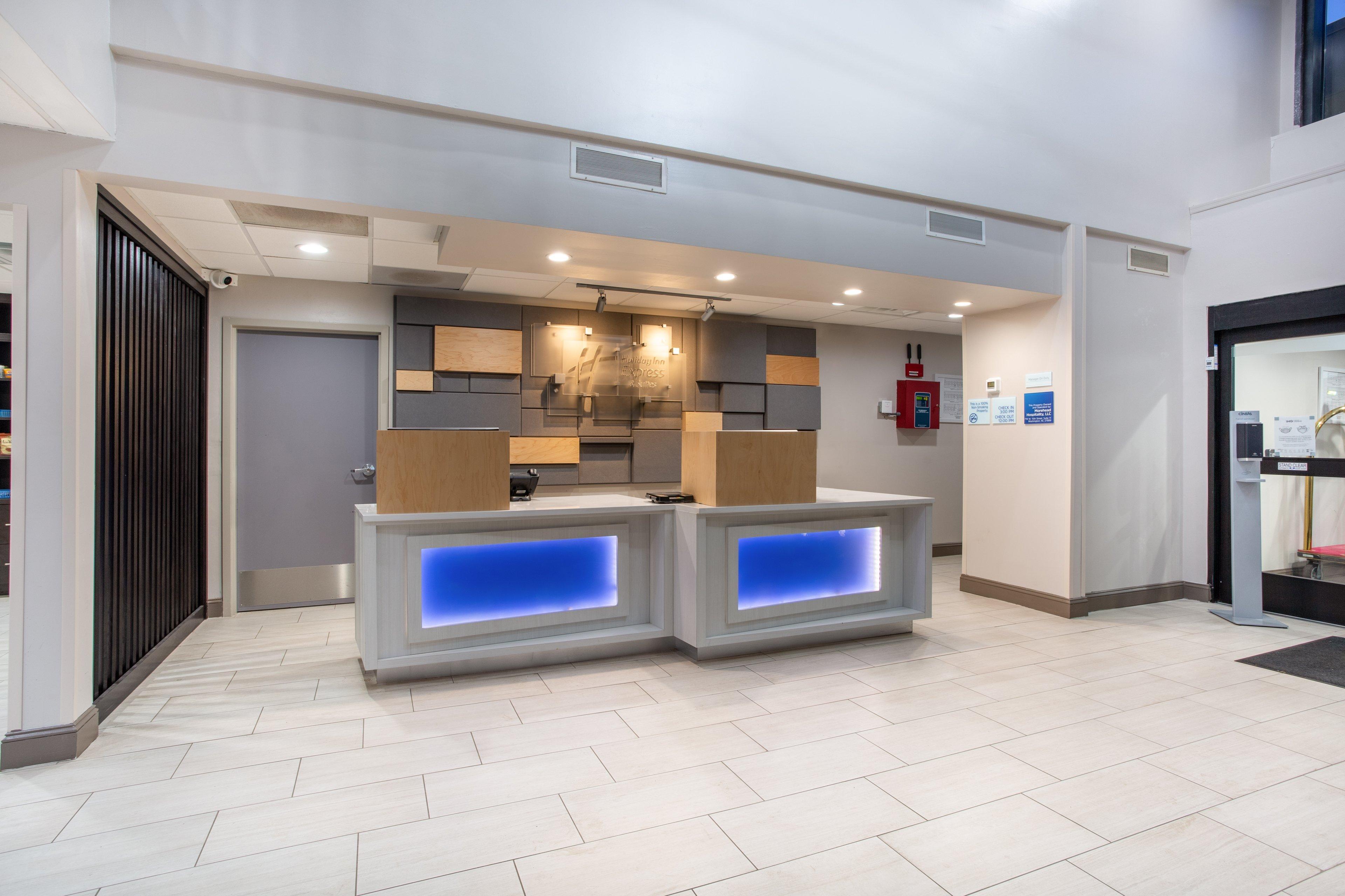 Holiday Inn Express & Suites - Morehead City By Ihg Exterior photo