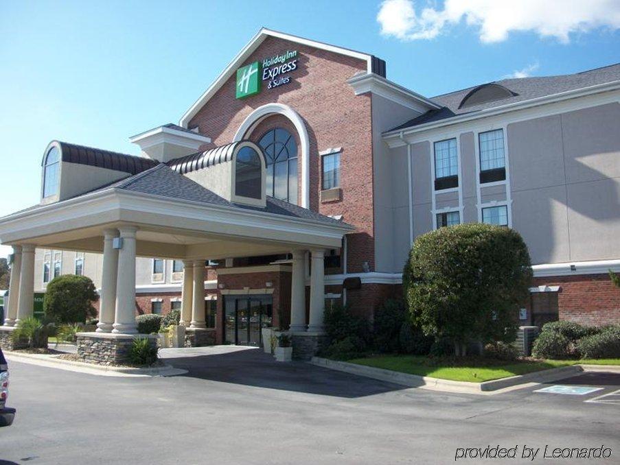 Holiday Inn Express & Suites - Morehead City By Ihg Exterior photo